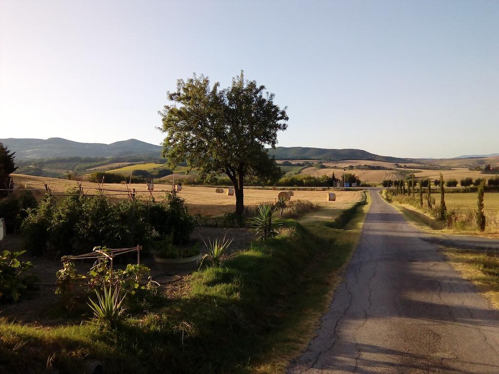 Carlo'S Country House Castellina Marittima Exterior foto
