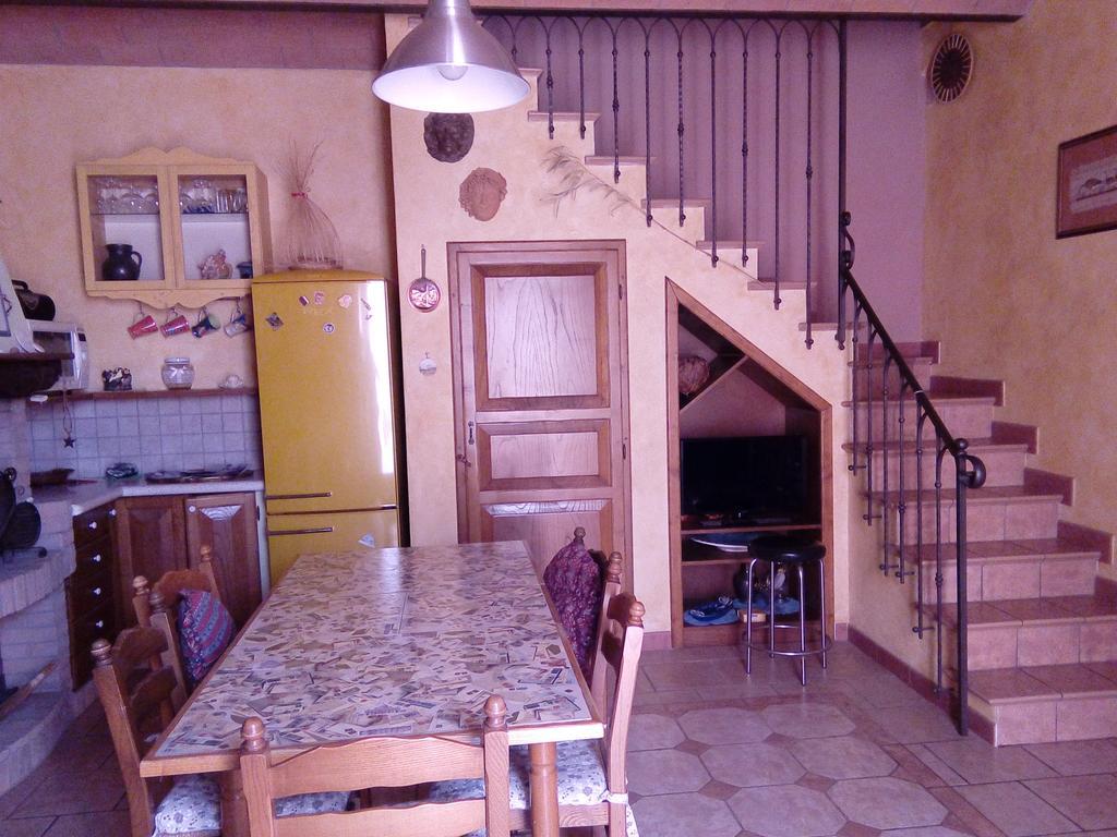 Carlo'S Country House Castellina Marittima Exterior foto