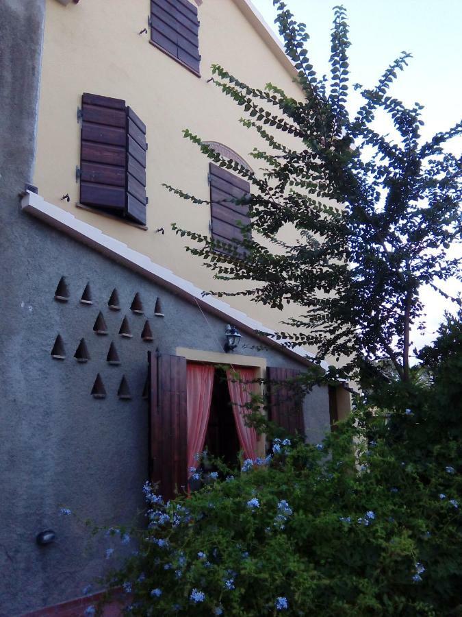 Carlo'S Country House Castellina Marittima Exterior foto
