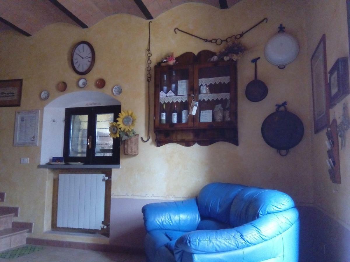 Carlo'S Country House Castellina Marittima Exterior foto